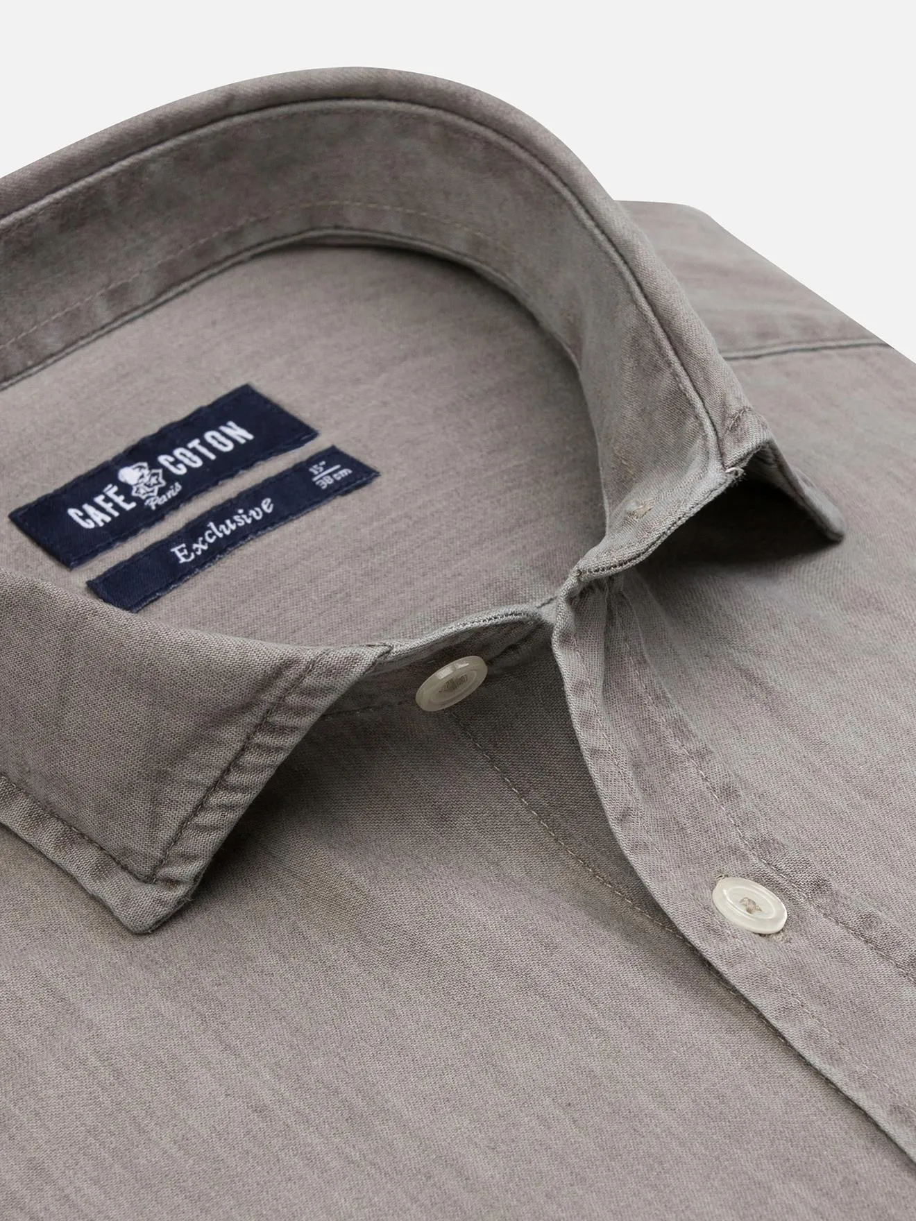 Chemise cintrée Darcy en denim grège  - Grande longueur de manches