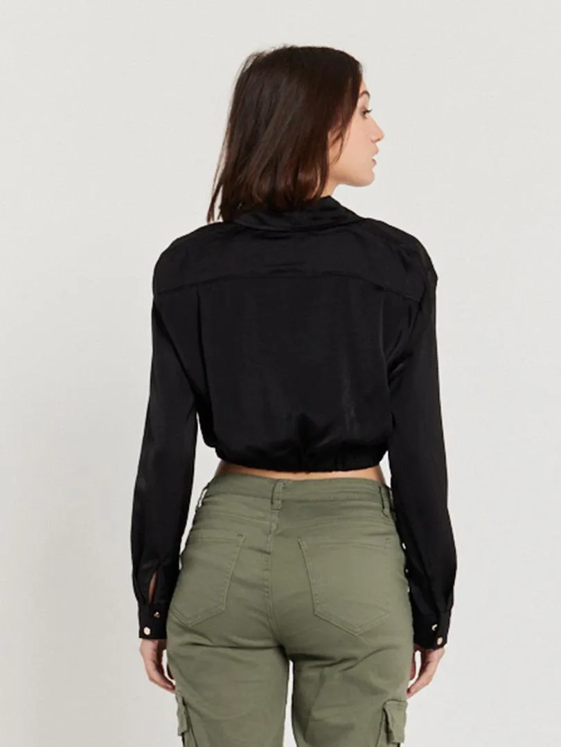 Chemise courte style crop top