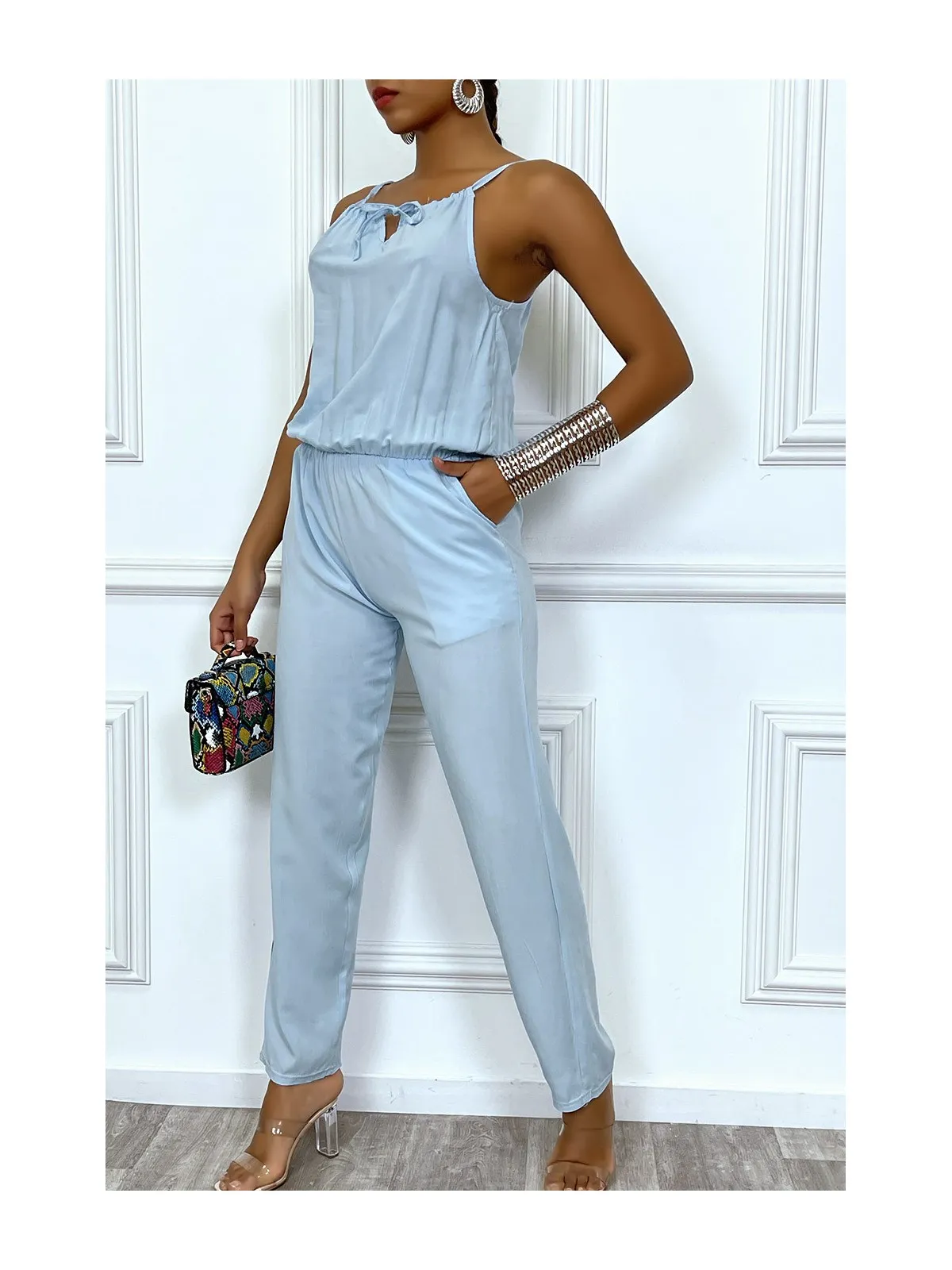 Combinaison turquoise en coton avec poche et bretelle ajustable