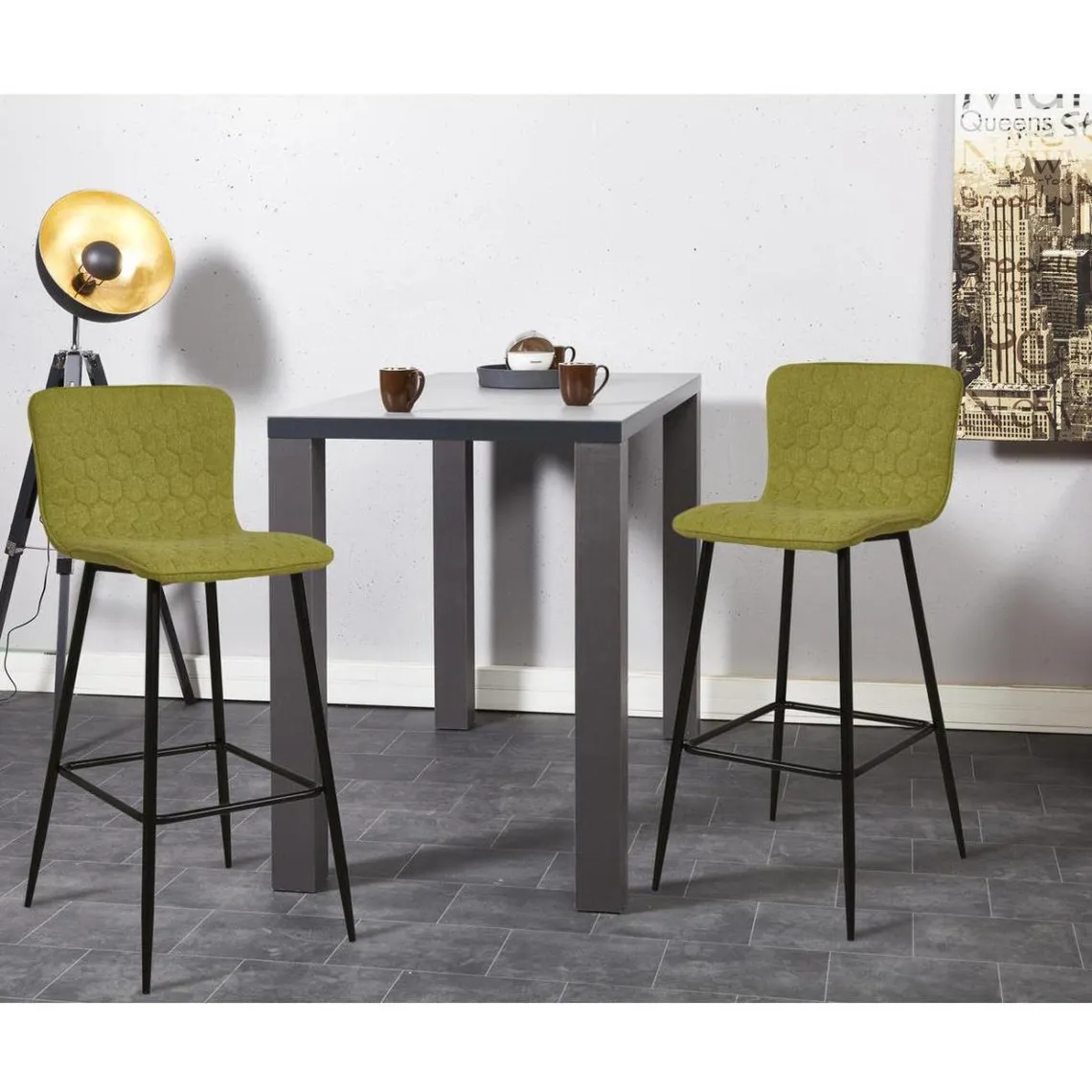 Lot de 2 Tabouret de bar design et branchées en tissu et pieds en métal VEGAS Vert  | 3 Suisses