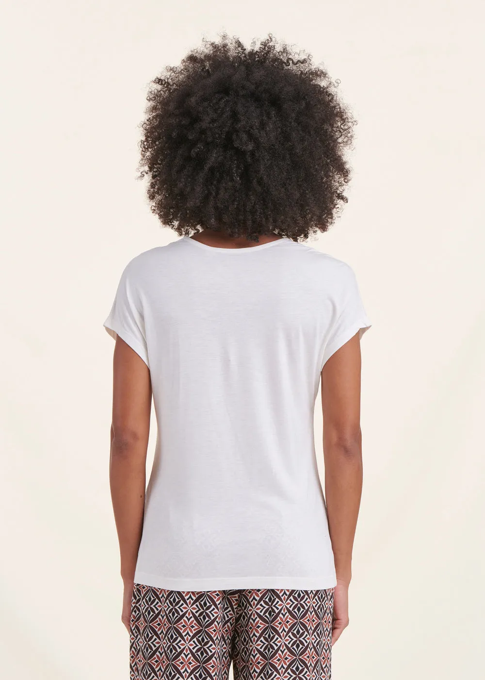 T-shirt écru encolure V